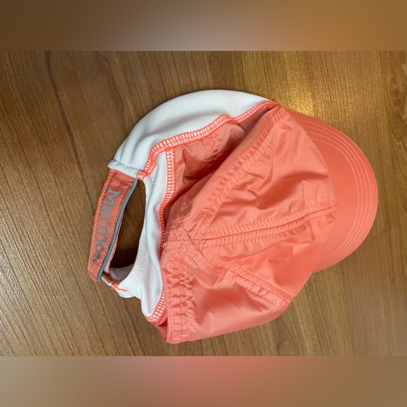 Marmot Reflective Running/Athetics Hat - Picture 2 of 6